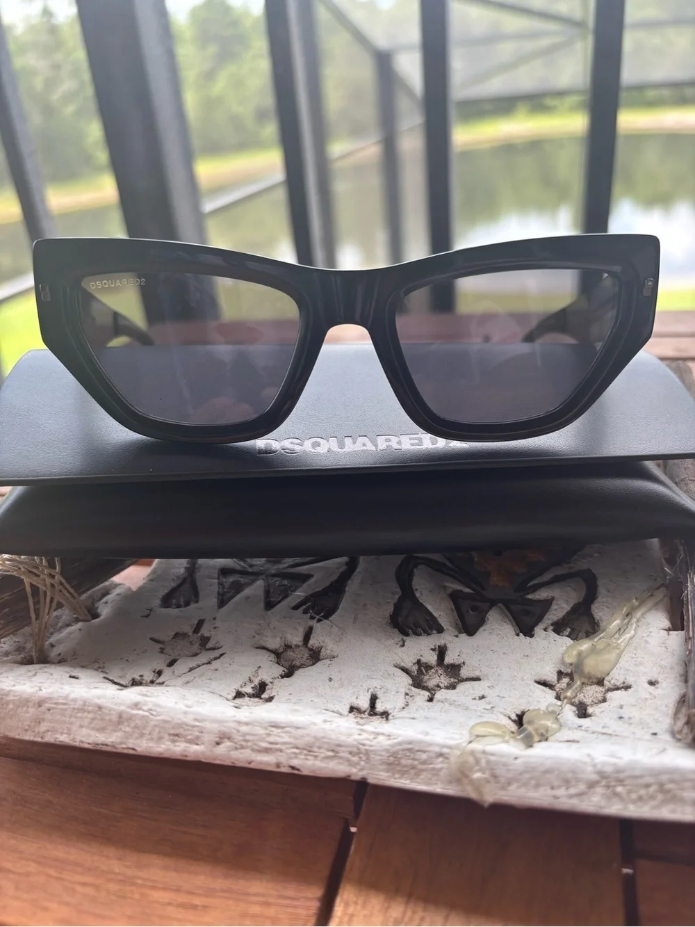 DSQUARED2 Black Oversized Cat-Eye Sunglasses